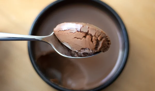 Η απόλυτη mocha mousse: Αφράτη, σοκολατένια και έτοιμη σε 10 λεπτά!