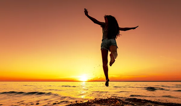 Ζώδια Αυγούστου: Το Εβδομαδιαίο Ωροσκόπιο 18–24/8/25 από την Α.Λεούση