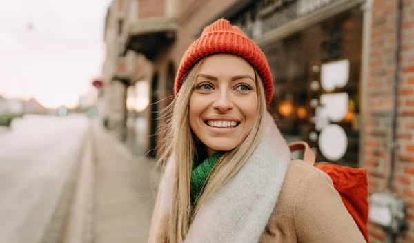 3 απλές συνήθειες που βοηθούν τις Σκανδιναβές να έχουν λαμπερή επιδερμίδα "σαν μωρού"