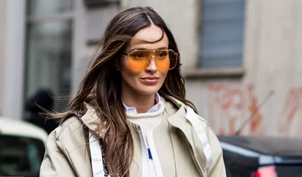 Το μόνο χρώμα που αξίζει να βάψεις τα μαλλιά σου το 2022