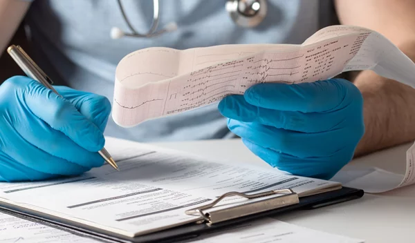 Stress echo: Σε τι διαφέρει από το τεστ κοπώσεως;