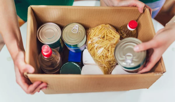 Η Αγορά Μοδιάνο υποστηρίζει το πρόγραμμα Hope Boxes της Wise Greece