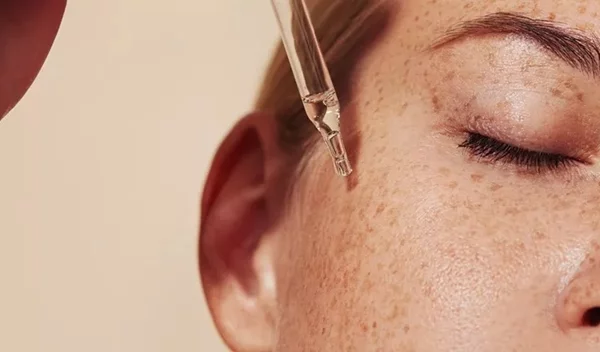 Οι οροί βιταμίνης C με λιγότερα από 10 ευρώ που θα λατρέψεις