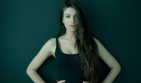 Συγκλονίζει ο θάνατος της παρουσιάστριας Στέλλας Καλησπεράτου: Διαγνώστηκε με καρκίνο τον Μάρτιο, πέθανε ένα μήνα μετά