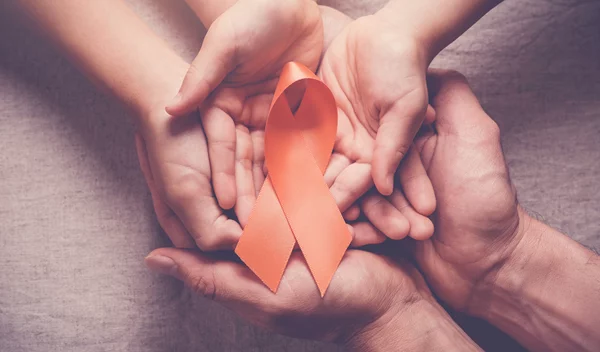 Ποια είναι τα πρώιμα συμπτώματα της Πολλαπλής Σκλήρυνσης