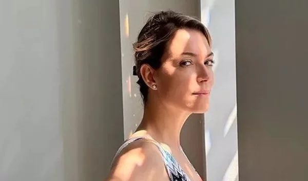 Φυσικό eye lift: Το makeup hack της Βίκυς Καγιά έχει εξαιρετικό εφέ lifting στα μάτια