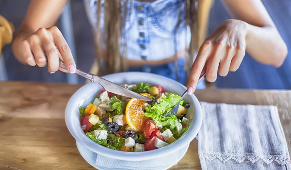 Σε κρατούν χορτάτη: 11 υδρόφιλες τροφές για αδυνάτισμα