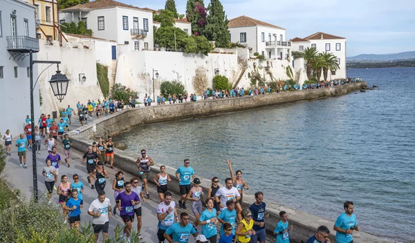 Από τις 3 έως τις 5 Οκτωβρίου οι Σπέτσες φιλοξενούν το 14ο Spetses Mini Marathon