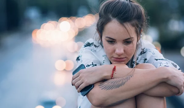 Τα συμπτώματα της κατάθλιψης και οι διαφορετικές μορφές της