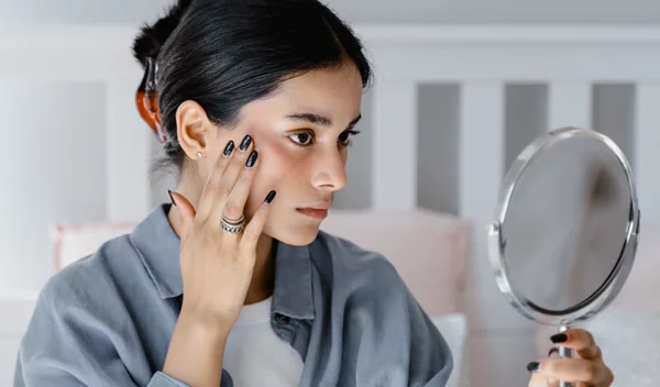 Η διατροφή για ροδόχρου ακμή από τη διαιτολόγο