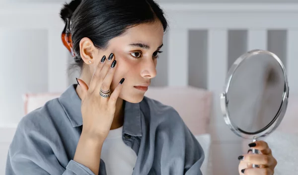 Ενοχλητικά σπυράκια που επιμένουν; Το SOS συστατικό για να απαλλαγείς από αυτά