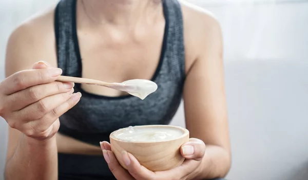 Θέλεις να χάσεις λίπος από την κοιλιά; Αυτά τα υγιεινά σνακ το βράδυ ενισχύουν την καύση του λίπους