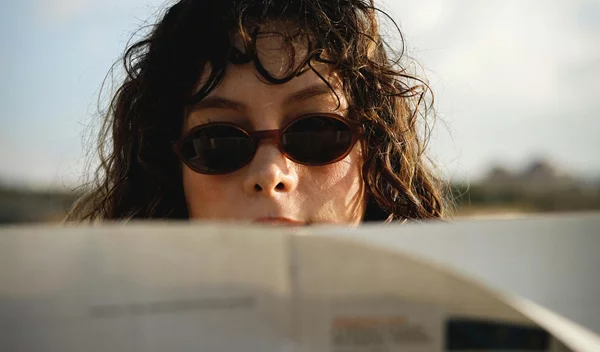 Τα ζώδια που ξεκινούν τον Φεβρουάριο με ανατροπές: Εβδομαδιαίες προβλέψεις από τον Κώστα Λεφάκη