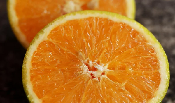 Το φρούτο που έχει 50 φορές περισσότερη βιταμίνη C από το πορτοκάλι – Kαι δεν το ξέρεις