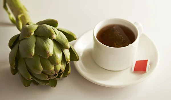 Το τσάι αγκινάρας είναι trend | Και χαρίζει τέλειο δέρμα, ενισχύει το ανοσοποιητικό και μειώνει τη χοληστερίνη