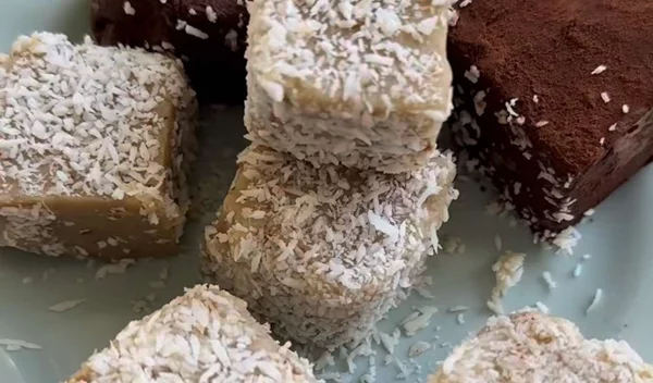 Σπιτικά λουκούμια χωρίς ζάχαρη - με 4 μόνο υλικά!