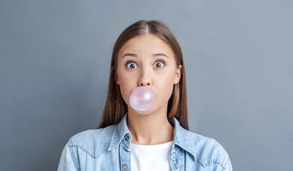 Δυσάρεστη αναπνοή: Τι φταίει, πώς θα την αντιμετωπίσεις