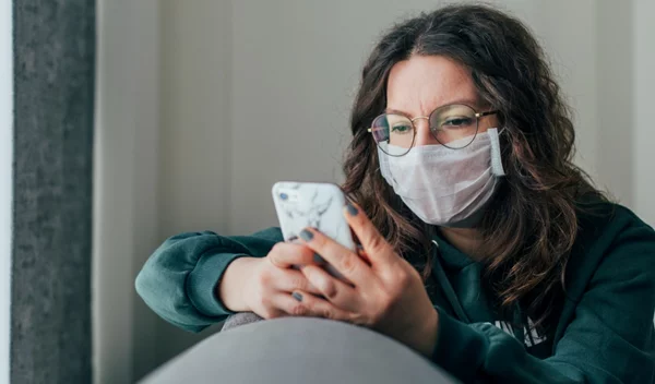 Μετάλλαξη Όμικρον: Όσα γνωρίζουμε και όσα δεν γνωρίζουμε