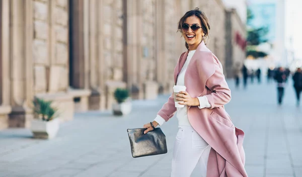 Πώς θα βρεις το προσωπικό σου στιλ μέσα από 3 βήματα