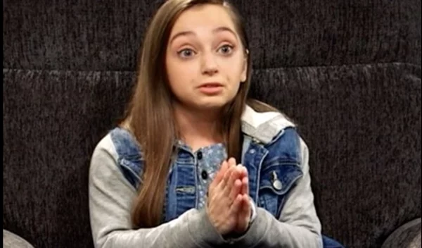 Sauna Rae: Η 22χρονη που ζει "παγιδευμένη" στο σώμα 8χρονου κοριτσιού