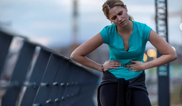 Φούσκωμα στην κοιλιά: Οι ασκήσεις που ανακουφίζουν άμεσα