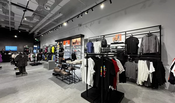 Το νέο Puma store ήρθε στο The Mall Athens