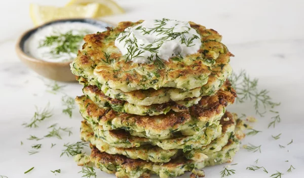 Πεντανόστιμοι κολοκυθοκεφτέδες φούρνου - Ιδανικοί αν έχεις ξεκινήσει διατροφή