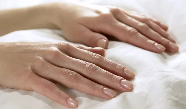 Japanese μανικιούρ: Εσύ ξέρεις τι ακριβώς είναι;