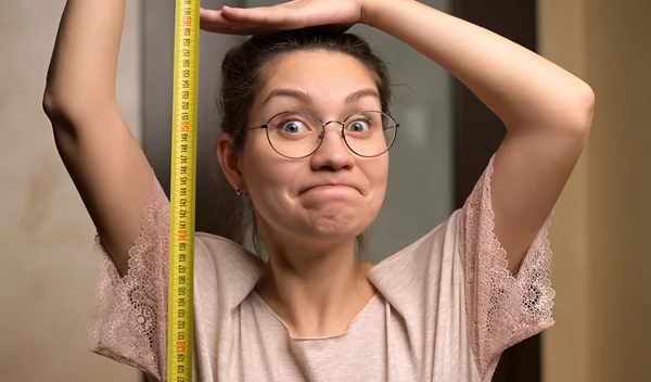 Κοντή ή ψηλή: Ποιους κινδύνους κρύβει το ύψος σου;