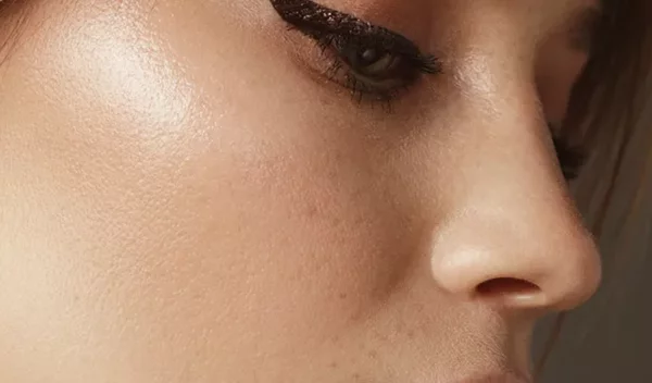 Η νέα τάση στο eye liner θα δώσει έναν κοριτσίστικο αέρα στα looks σου