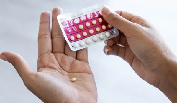 Να παίρνεις αντισυλληπτικά χάπια αν έχεις άστατη περίοδο ή σύνδρομο πολυκυστικών ωοθηκών; Και αν ναι, τι άλλο πρέπει να κάνεις;