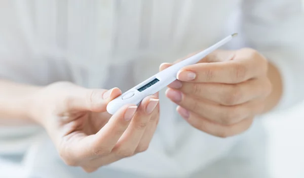 Πώς θα καταλάβεις αν το κρυολόγημα είναι γρίπη ή hMPV - οι ειδικοί αποκαλύπτουν ενδεικτικά σημάδια