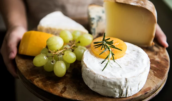 Ποιο είδος τυριού θεωρείται το καλύτερο για γερά οστά;