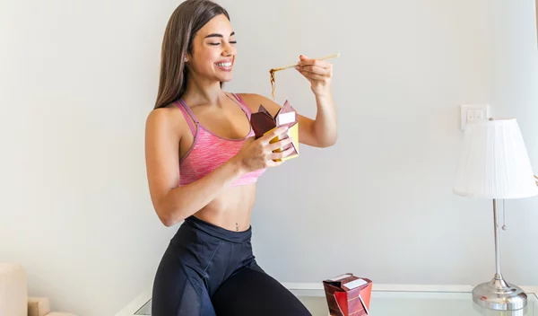 Μου αρέσουν οι υδατάνθρακες, μπορώ να "χτίσω" μύες χωρίς πολλή πρωτεΐνη;