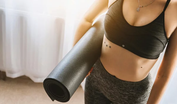 Pilates vs. προπόνηση με βάρη: Τι είναι καλύτερο για την αύξηση της μυϊκής μάζας;