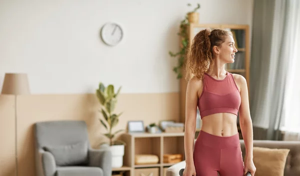 Προπόνηση με βάρη: To workout με ένα βαράκι από τη διάσημη trainer Jen Widerstrom