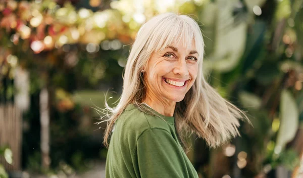 Γιατί κάποιοι άνθρωποι "γερνούν" πιο γρήγορα - Οι 6 τύποι ανθυγιεινής γήρανσης σύμφωνα με έρευνα