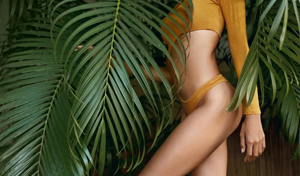 Πώς θα διατηρήσεις λαμπερό το μαύρισμά σου όλο το καλοκαίρι (και όχι μόνο)