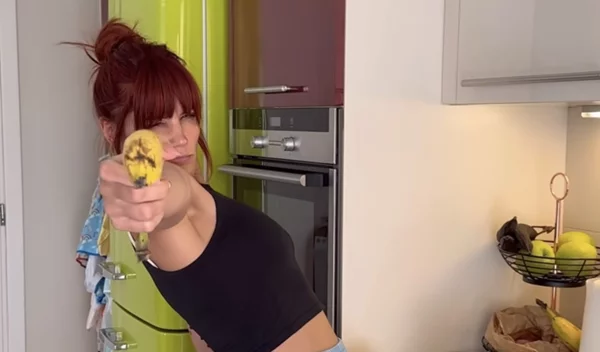 Μαίρη Συνατσάκη: Το χιουμοριστικό βίντεο με έμπνευση από Ολυμπιακούς Αγώνες