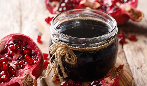 Συνταγή για μαρμελάδα χωρίς ζάχαρη και 5 ιδέες με φρούτα εποχής που μπορείς να φτιάξεις τώρα