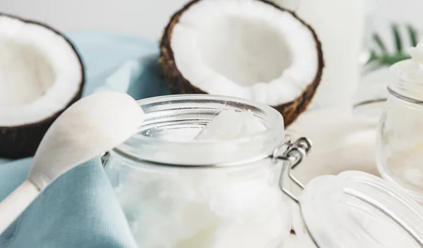 5 εύκολοι τρόποι για άψογα ενυδατωμένα μαλλιά το καλοκαίρι