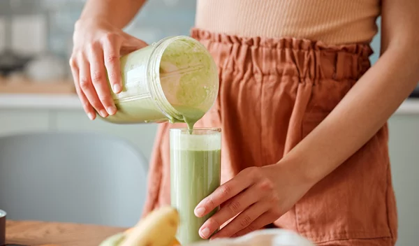 Moringa | Το πράσινο μυστικό για επιδερμίδα με νεανική λάμψη