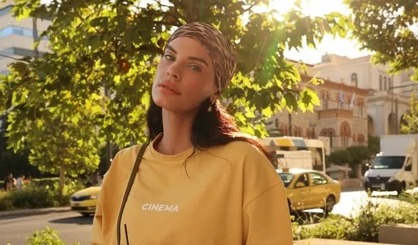 Χριστίνα Μπόμπα: Η στάση yoga που μας έδειξε είναι μόνο για τολμηρούς!