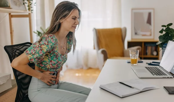 Μήπως είναι σκωληκοειδίτιδα; Τα συμπτώματα και η αντιμετώπιση