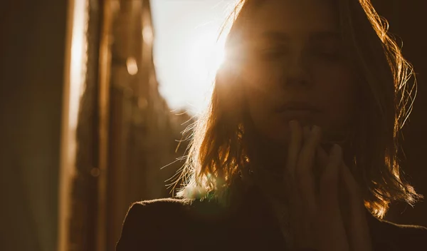 Το DIY hack με τη βαζελίνη που θα σε κάνει να μυρίζεις όμορφα όλη μέρα