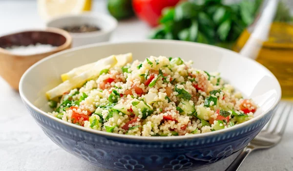 Κουσκούς: Ποιο είδος να επιλέξεις για τις συνταγές σου