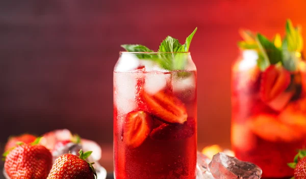 Iced tea zero: Το νέο ρόφημα της ΕΨΑ με φράουλα - δυόσμο και μηδέν ζάχαρη