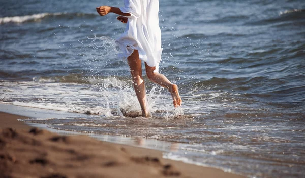 "Άντε να περάσει  η εβδομάδα": Ζεις για το Σαββατοκύριακο ή για κάτι παραπάνω;