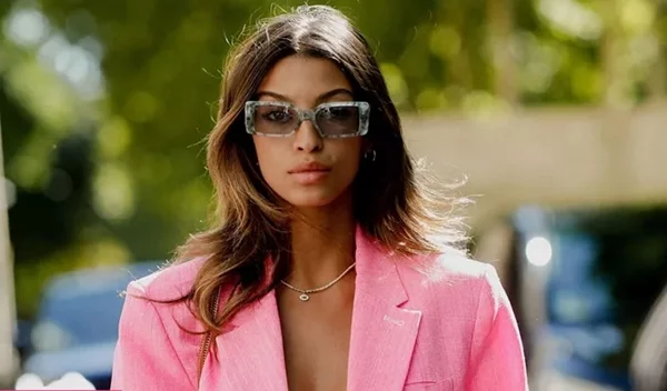 10 ιδέες για ξανθές ανταύγειες σε καστανά μαλλιά για να δείξεις στον κομμωτή σου