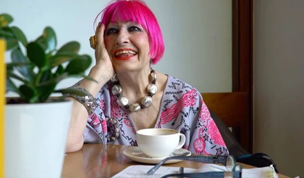 "Ανακάλυψα τον καρκίνο ενώ έκανα γιόγκα. Ένιωθα το στομάχι μου γεμάτο, χωρίς να έχω φάει"